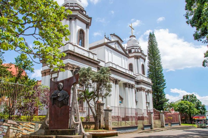 Estoy pasando el verano en alajuela